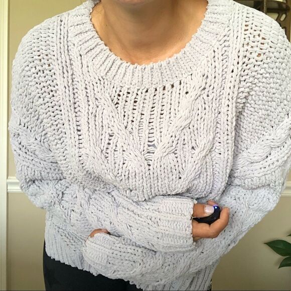 J.O.A. Gray Cable Knit Pullover Chunky Sweater - Picture 13 of 13